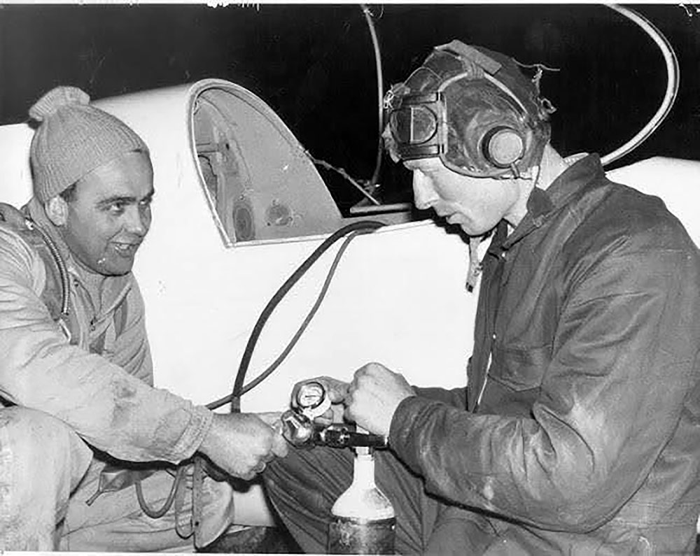 Max with Leon Rigetti when making his Diamond Height in the Boomerang of which he was one of the syndicate owners 