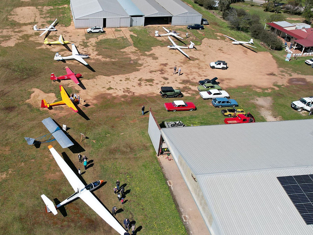 Bendigo Gliding Club OpenDay G Trollip